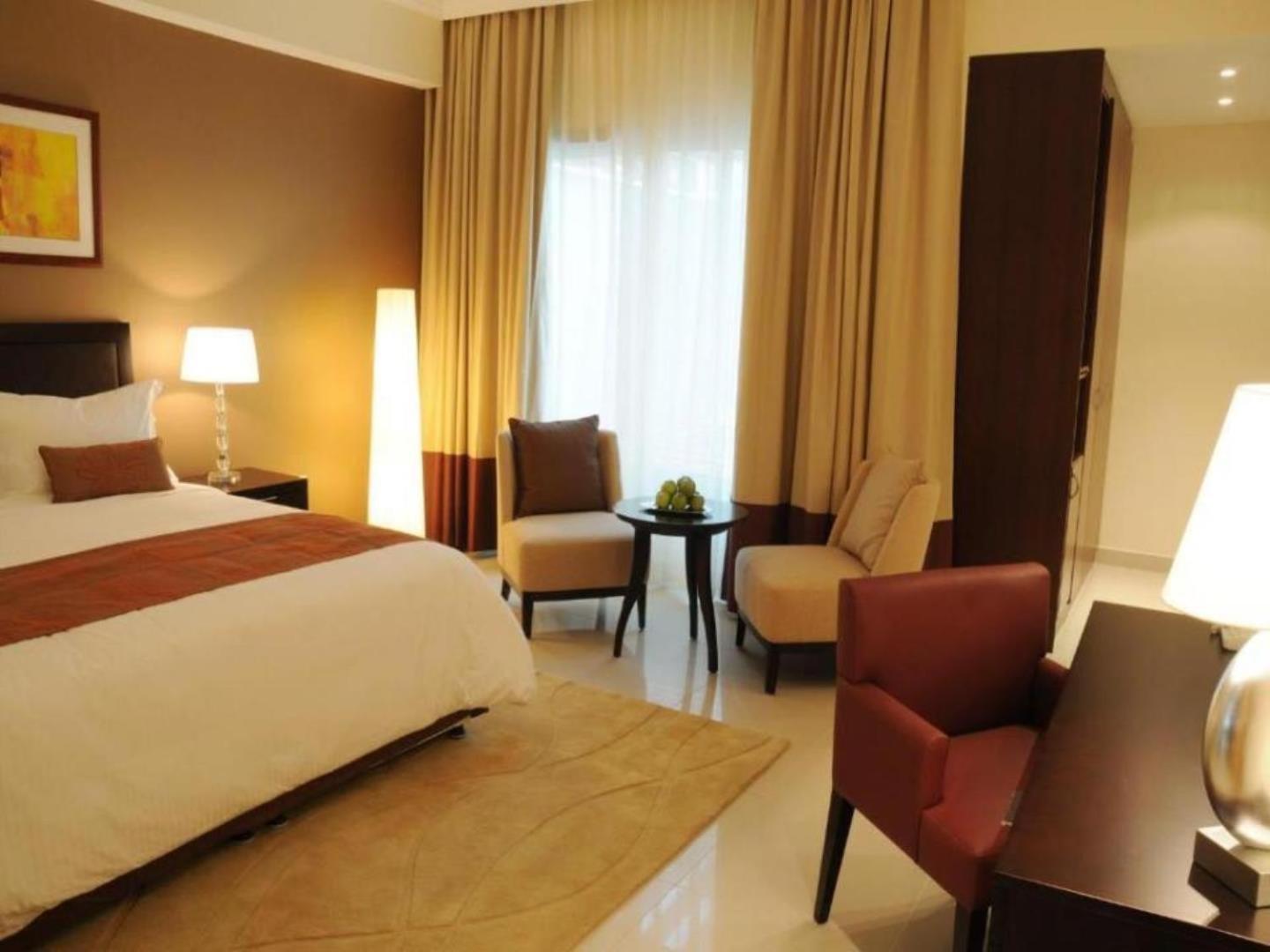 Villaggio Hotel Абу Даби Екстериор снимка
